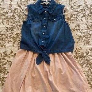 Kids' clothing
